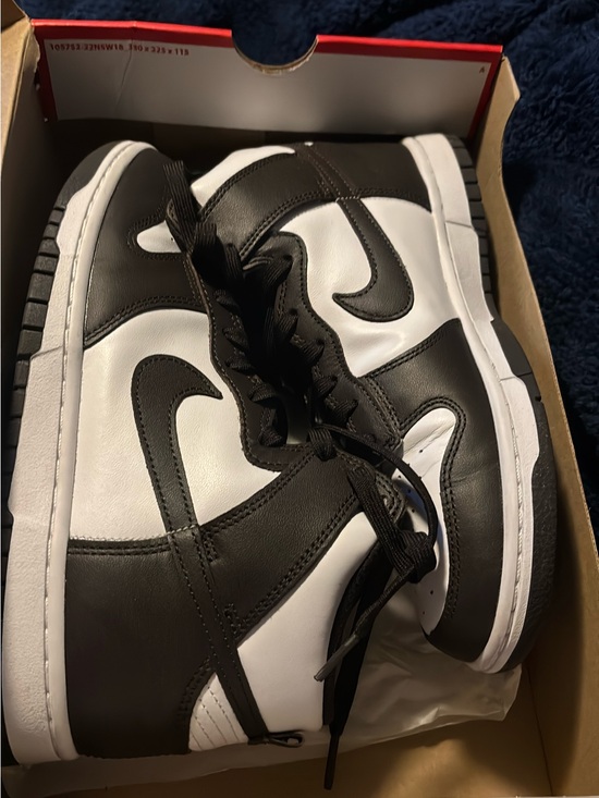 Nike Shoes - Nike dunk